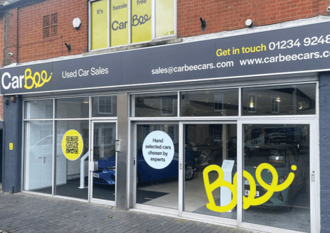 CarBee showroom graphics design